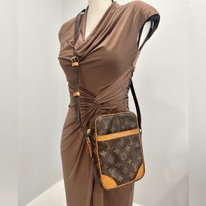 ❤️SOLD❤️Louis Vuitton Danube
